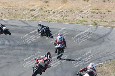 media/Apr-20-2025-AHRMA (Sun) [[393a79c373]]/Race/Group 11 early race/Turn 4b/